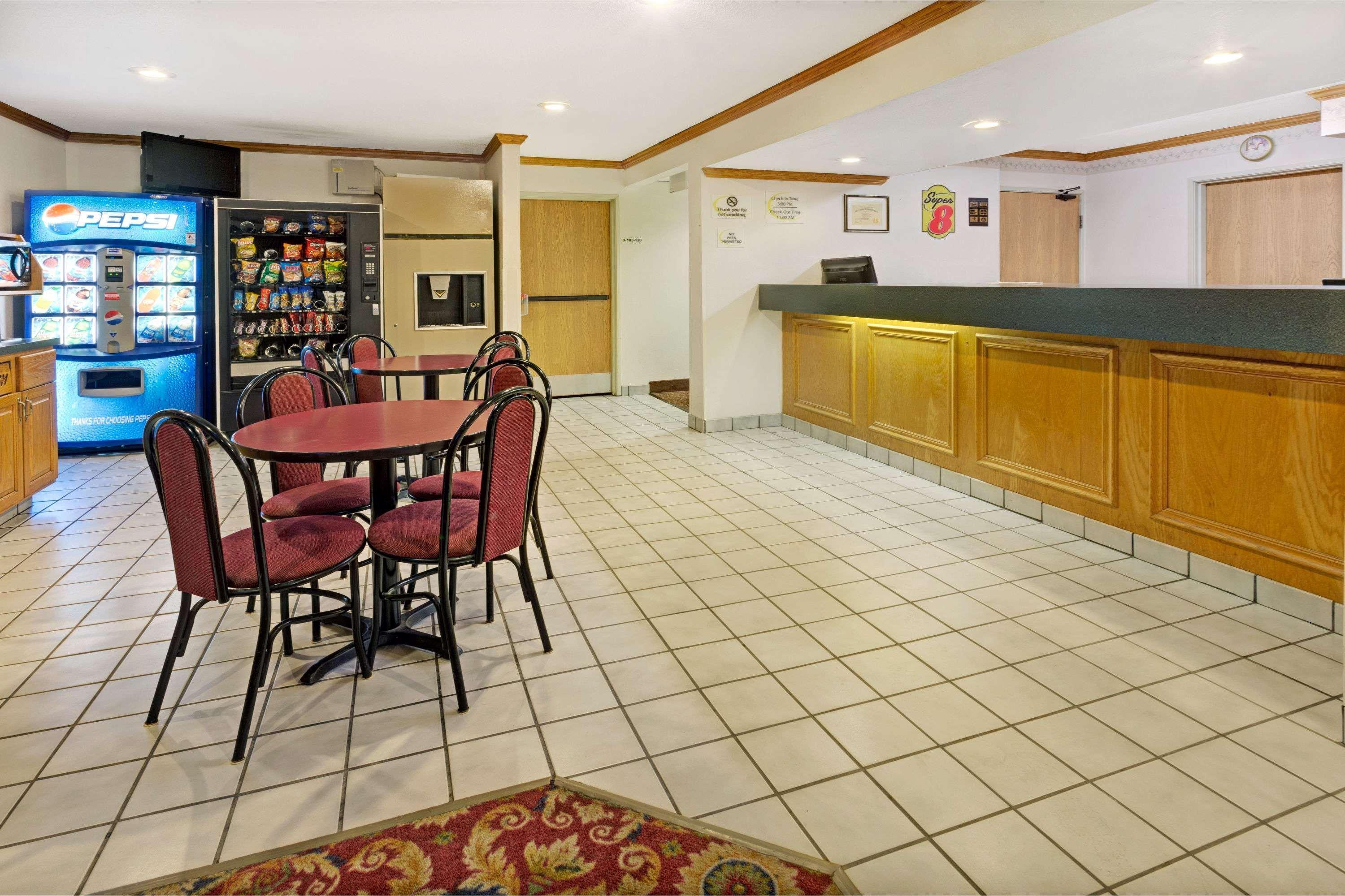 Super 8 By Wyndham Canonsburg/Pittsburgh Area Exterior photo